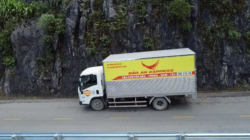 Dịch vụ vận chuyển quần áo Đà Nẵng Hà Nội uy tín và chuyên nghiệp Dịch vụ vận chuyển quần áo Đà Nẵng Hà Nội uy tín và chuyên nghiệp
