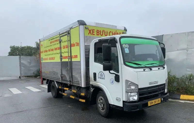 Dịch vụ vận chuyển quần áo Đà Nẵng Hà Nội uy tín và chuyên nghiệp Báo giá dịch vụ vận chuyển quần áo Đà Nẵng Hà Nội